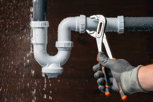 Professional Drain Cleaning technician working in Elma, WA